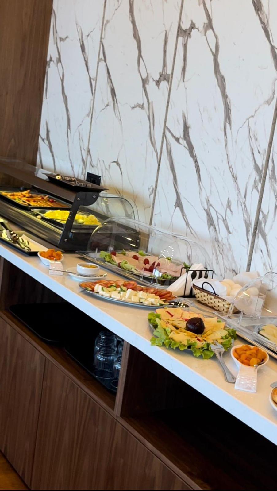 Esbjerg Hotel Vlorë Extérieur photo